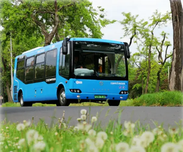 Autobus EVC group elektromobil baterie bateriová centra